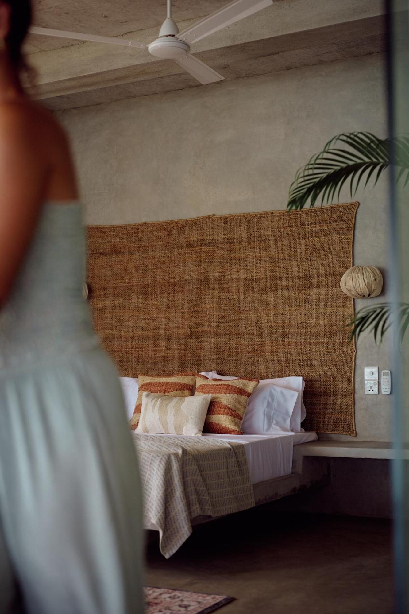 Gitano Surf Ahangama Beachfront Екстер'єр фото